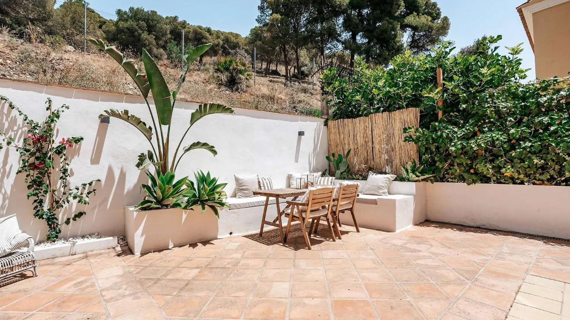New Renovated Townhouse With Sea View And Jacuzzi Villa Malaga Holiday home