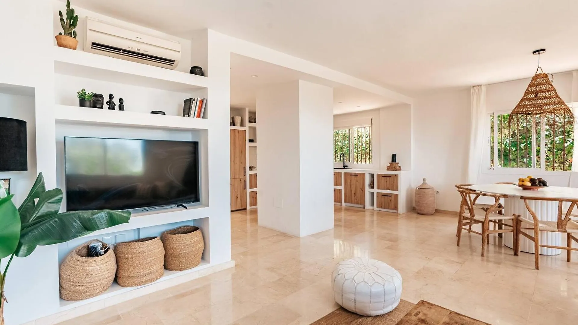 New Renovated Townhouse With Sea View And Jacuzzi Villa Malaga Holiday home