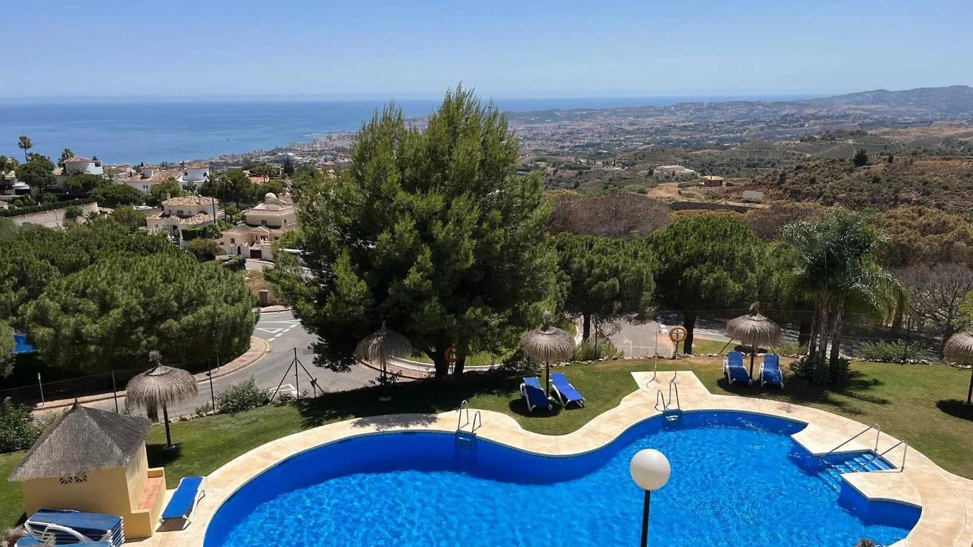 New Renovated Townhouse With Sea View And Jacuzzi Villa Malaga Spain