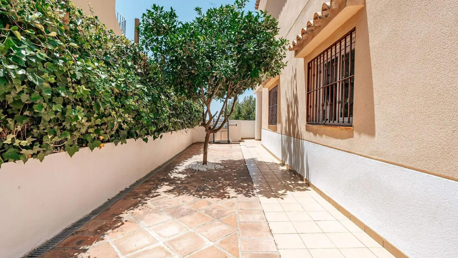 New Renovated Townhouse With Sea View And Jacuzzi Villa Málaga Feriehus